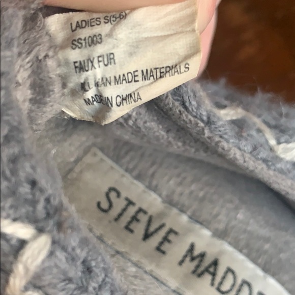 Steve Madden Knit Slippers w/ Flower *2 for $5* - Picture 10 of 11